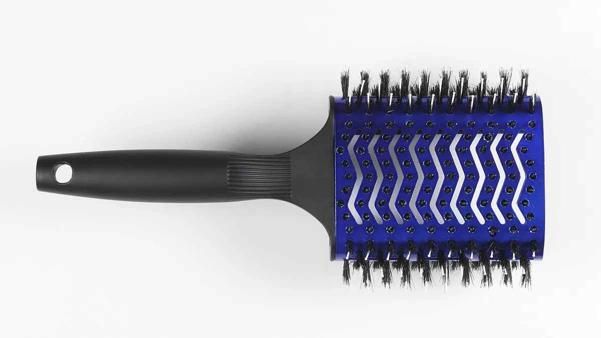 macujo hair detox shampoo - hair care close-up